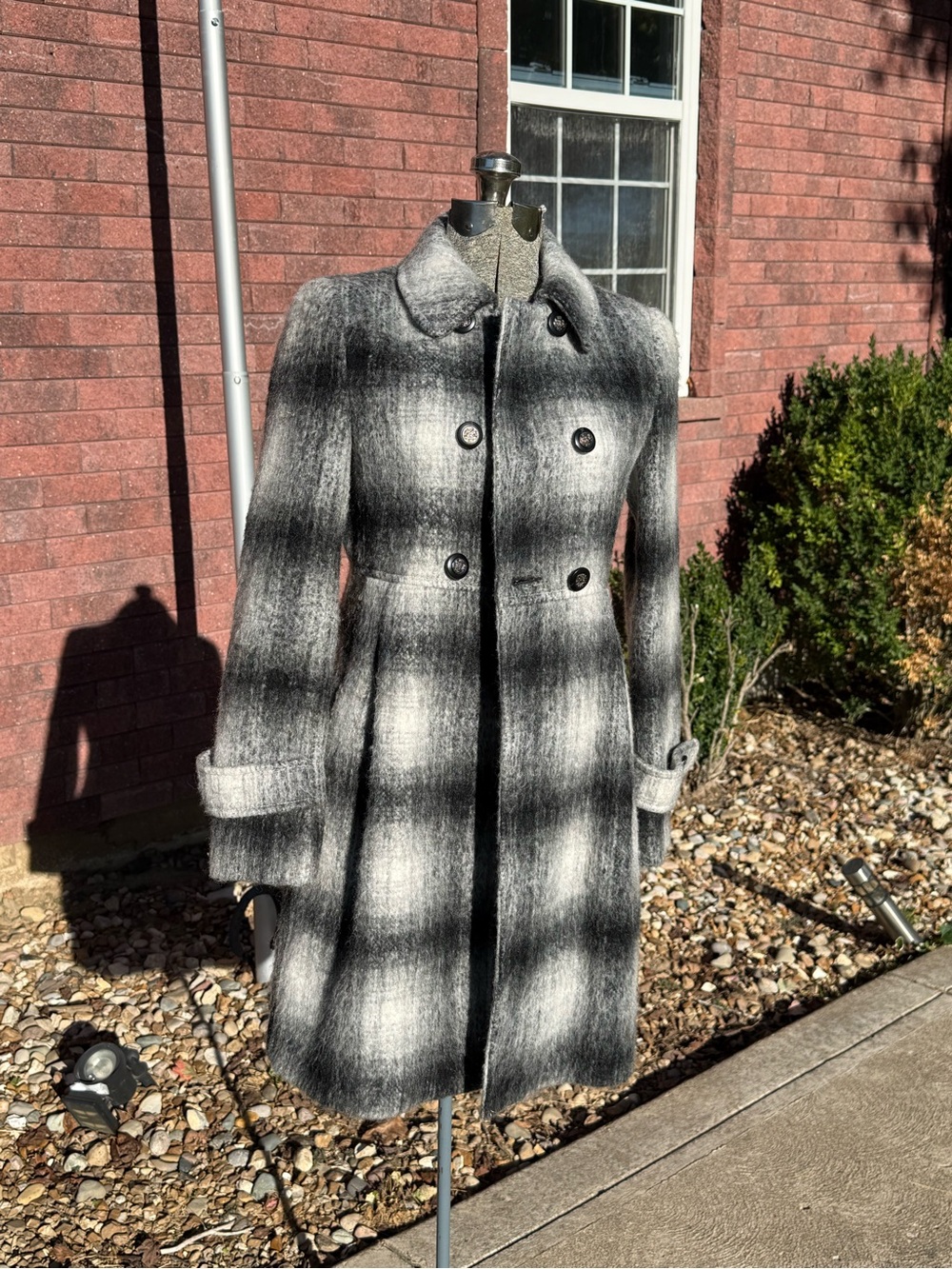 Zara Black & Gray Plaid Double-Breasted Wool Coat small